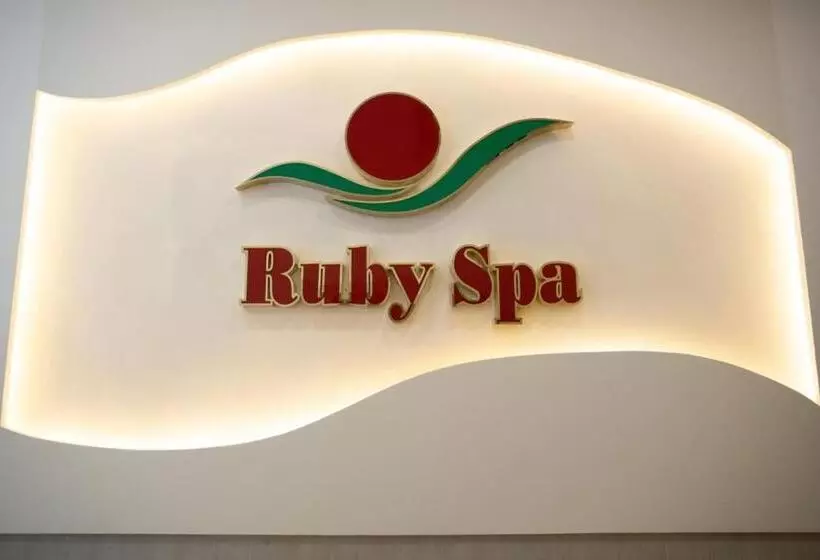 هتل Ruby