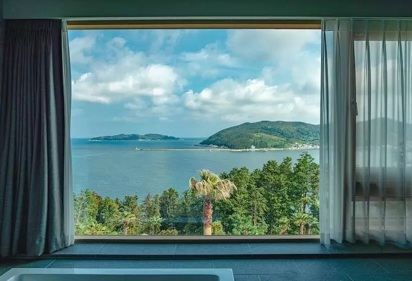 Otel Sang Sang & Private Sang Sang Pool Villa