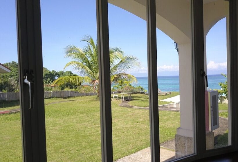 Отель Sherwood Bay Resort & Aqua Sports