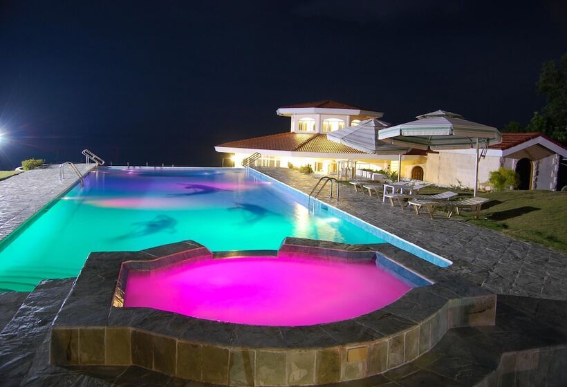 Отель Sherwood Bay Resort & Aqua Sports