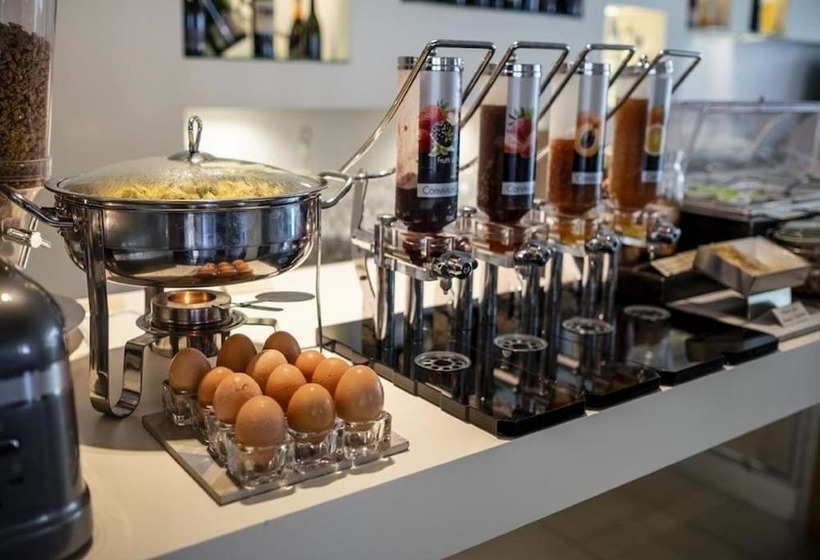 Bike Hotel Touring Gardone Riviera & Wellness