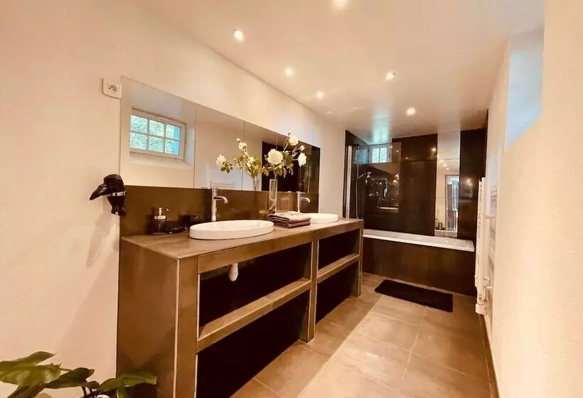 La Villa Du Moulin De Champie Versailles