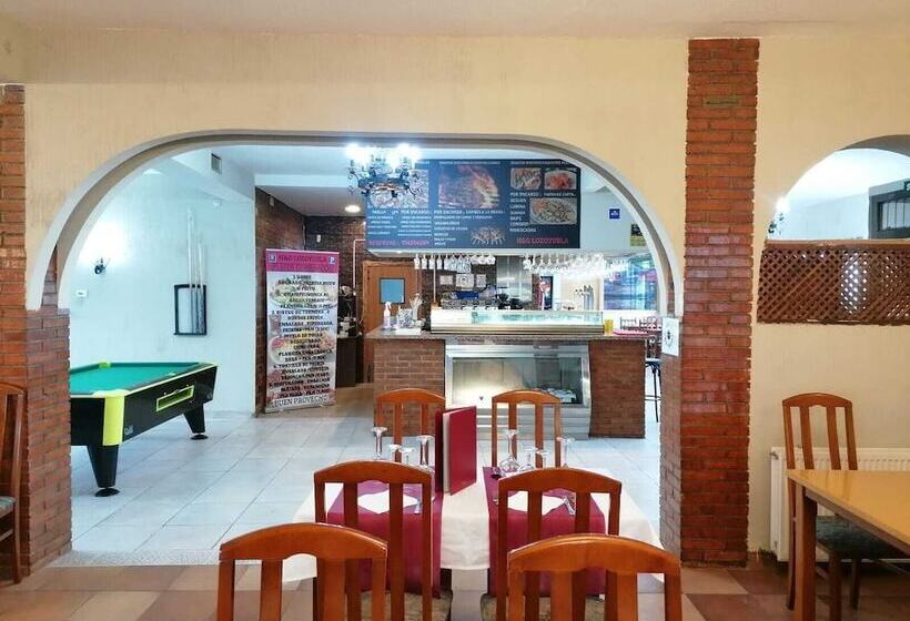 客栈 H&g Lozoyuela