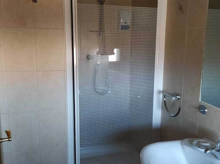 客栈 H&g Lozoyuela