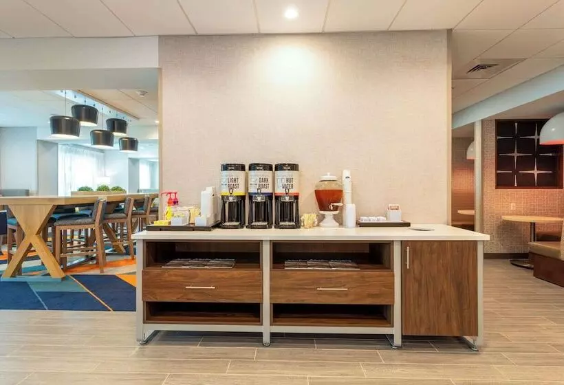 Hotelli Hampton Inn Marianna I10