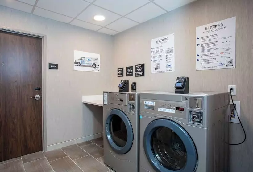 Hotelli Hampton Inn Marianna I10