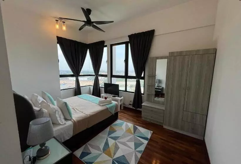 Hotelli D Gunduls Homestay Family Suite 2r 2b By Dgh I City