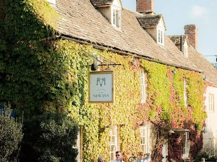 Majatalo The New Inn