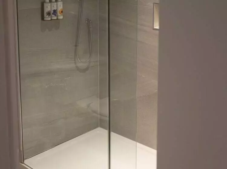 Majatalo The New Inn