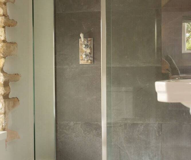 ペンション The New Inn