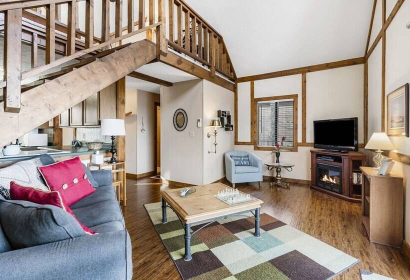 Skipjack Cottage Branson