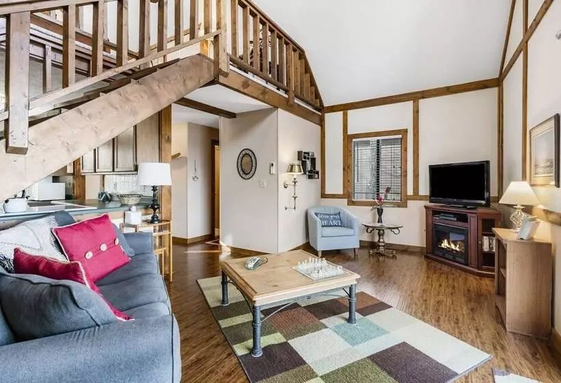 Skipjack Cottage Branson