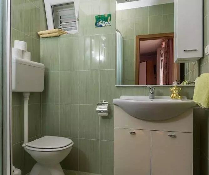 Retkeilymaja Rooms Tupina By Paulina