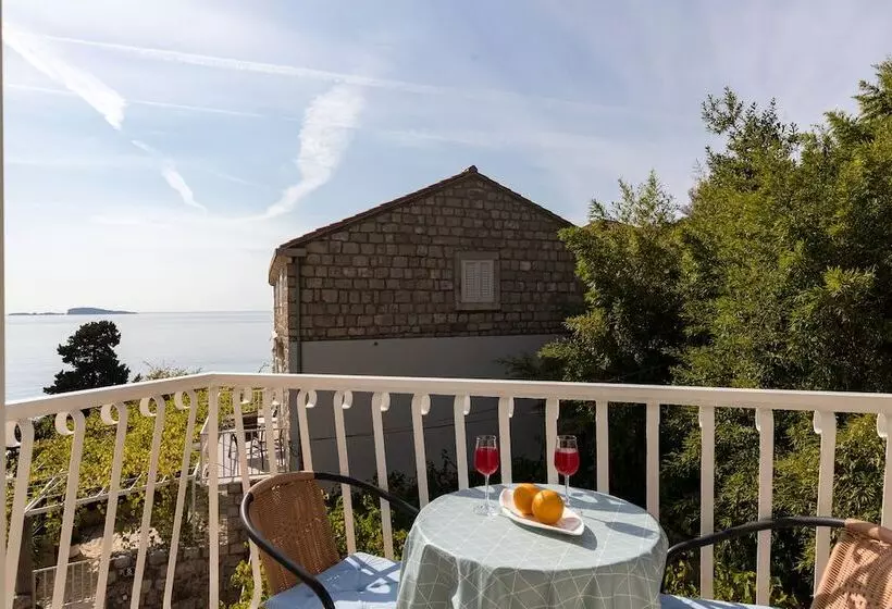 Retkeilymaja Rooms Tupina By Paulina