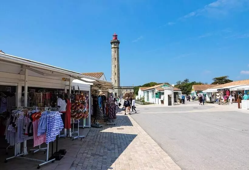 Hotelli Camping Les Pérouses