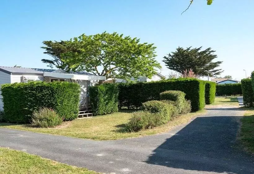 Hotelli Camping Les Pérouses