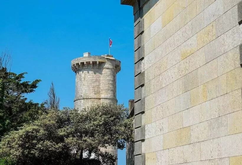 Hotelli Camping Les Pérouses