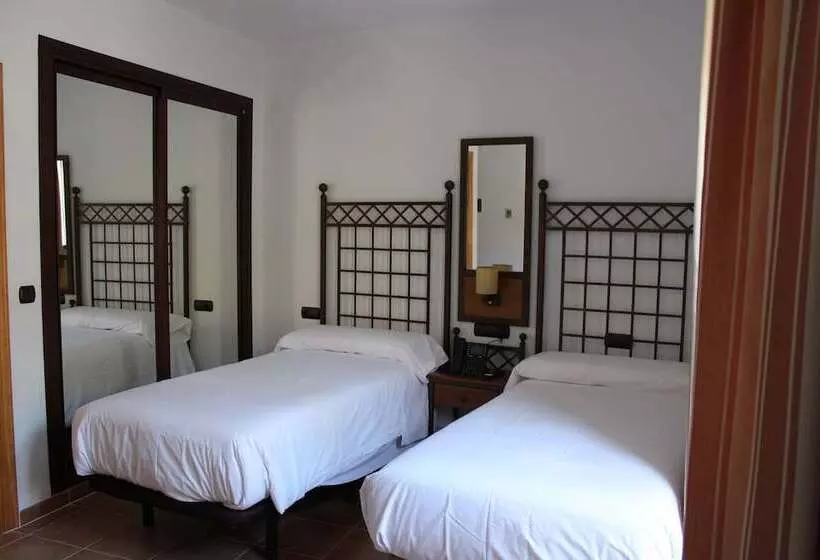 ホテル Hacienda Santa Barbara