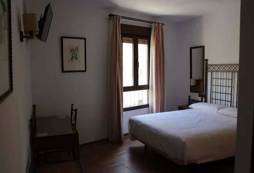 ホテル Hacienda Santa Barbara