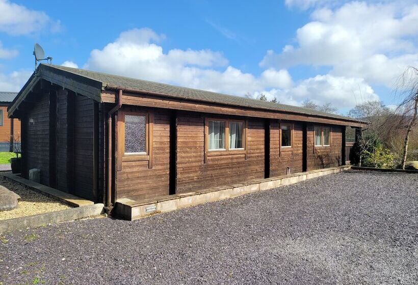 호텔 Immaculate 2 Bed Lodge Next To Lake