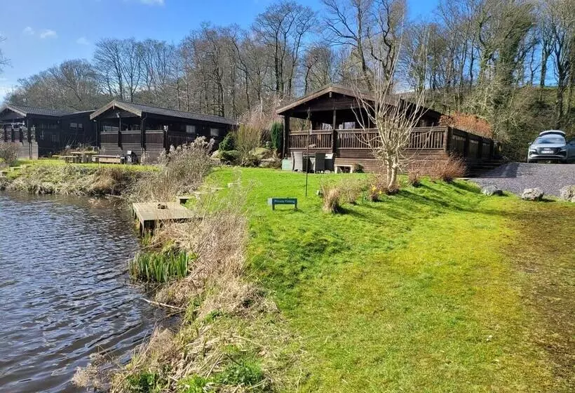 ホテル Immaculate 2 Bed Lodge Next To Lake