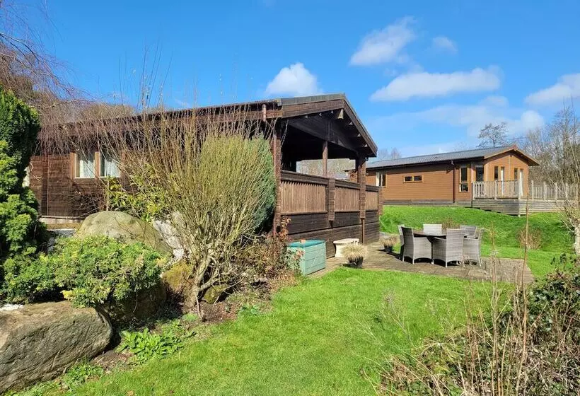 ホテル Immaculate 2 Bed Lodge Next To Lake