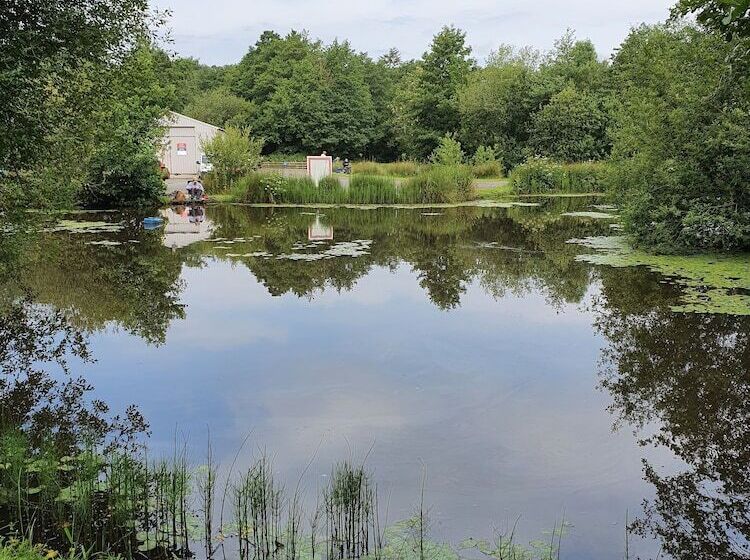 호텔 Immaculate 2 Bed Lodge Next To Lake