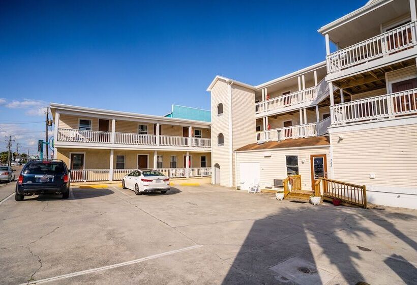 Отель The Sand Dunes