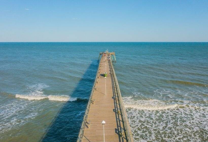 Отель The Sand Dunes