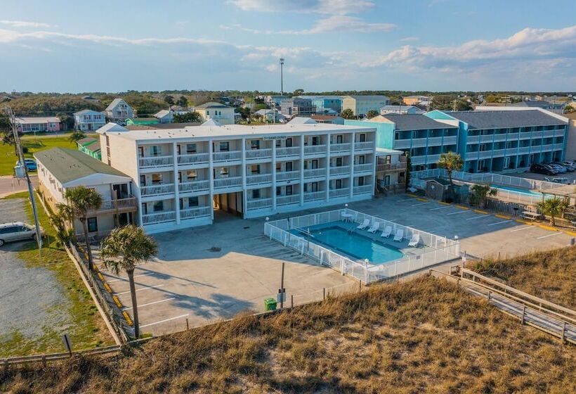 Отель The Sand Dunes