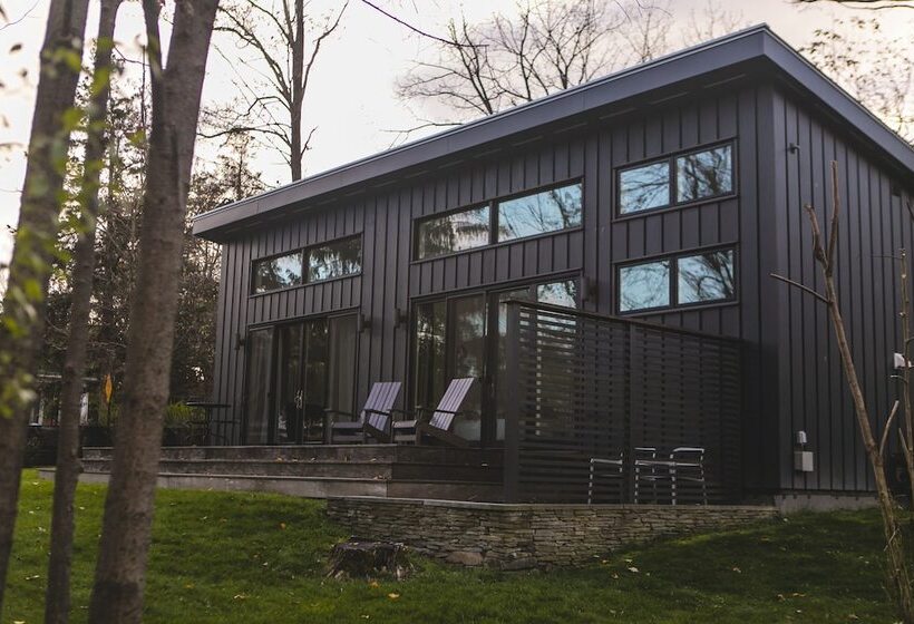 Отель Woodstock Way