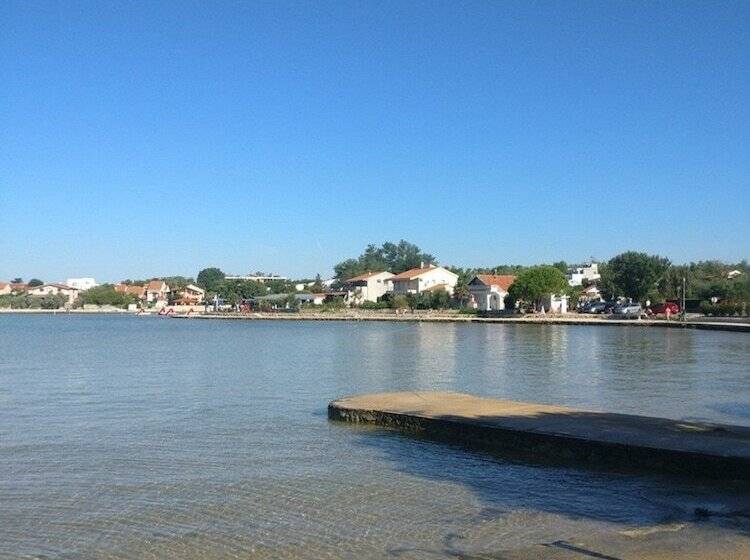 بنسيون Apartments Topić