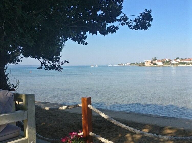 بنسيون Apartments Topić