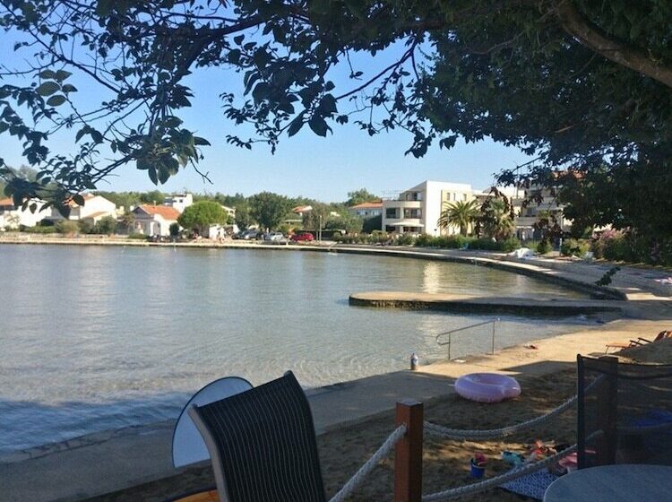 بنسيون Apartments Topić