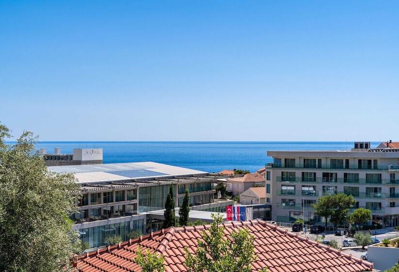 פנסיון Rooms Nina