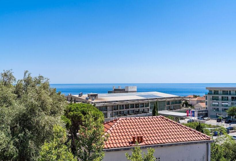 פנסיון Rooms Nina