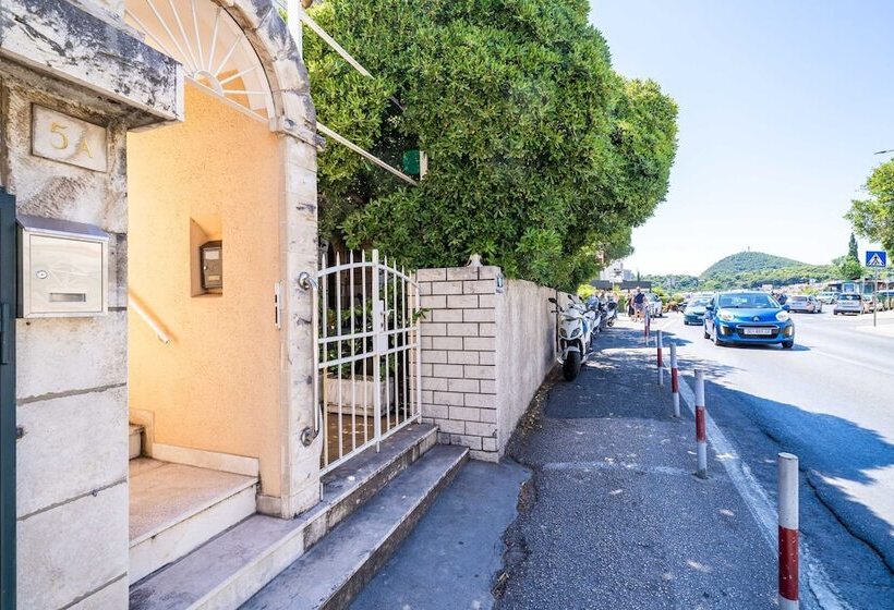 פנסיון Rooms Nina