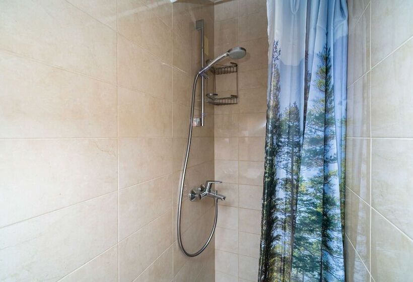 פנסיון Rooms Nina