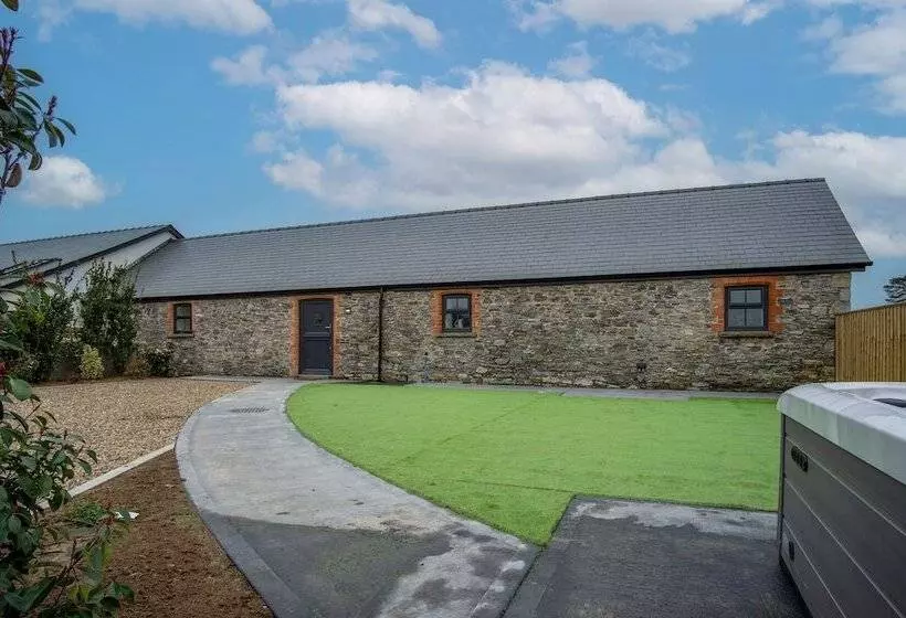 The Barn At Kiln Park   2 Bed Cottage   Narberth