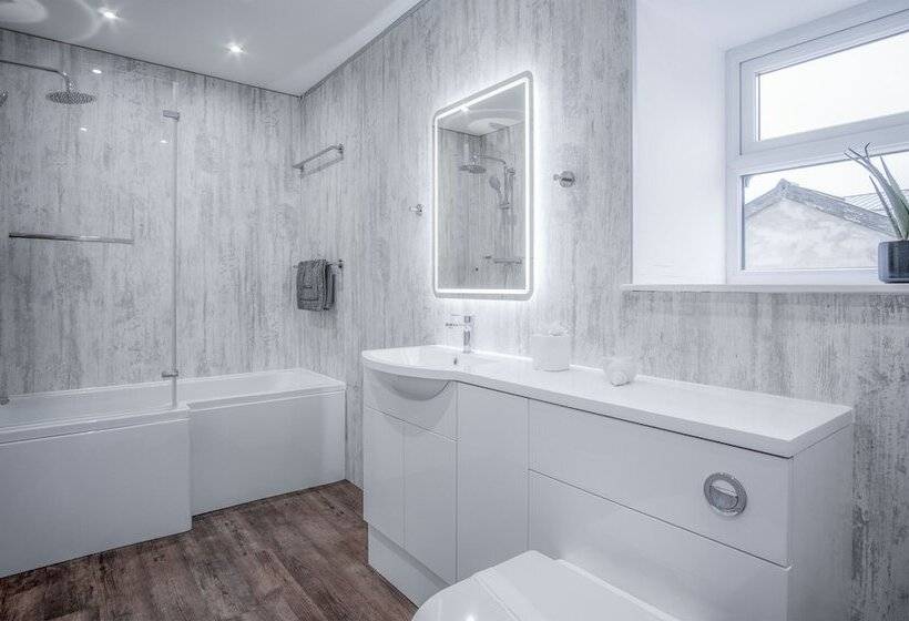 The Barn At Kiln Park 2 Bed Cottage Narberth