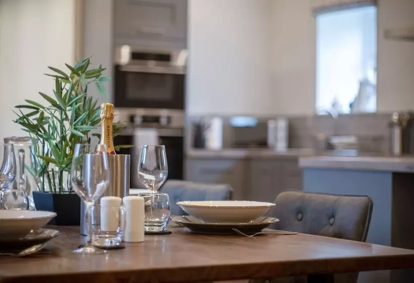 The Barn At Kiln Park   2 Bed Cottage   Narberth