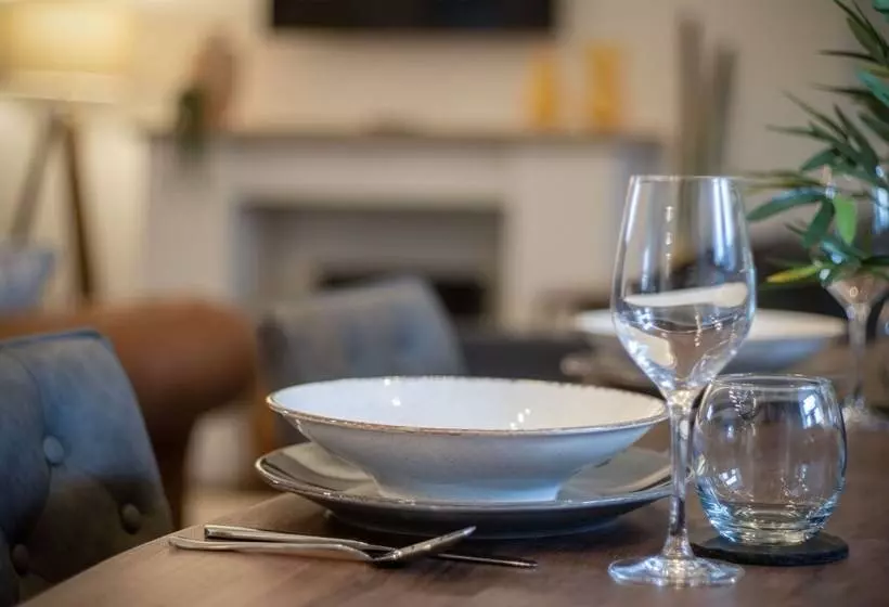 The Barn At Kiln Park   2 Bed Cottage   Narberth