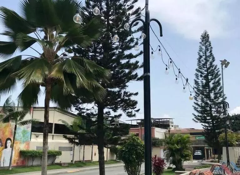 Aamiaismajoitus (B&B) Villa Garza Inn