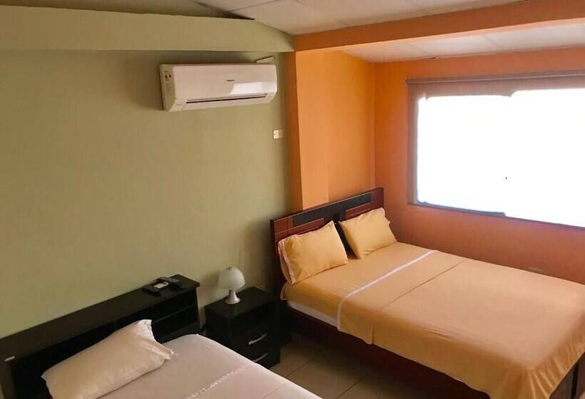 مبيت وإفطار Villa Garza Inn