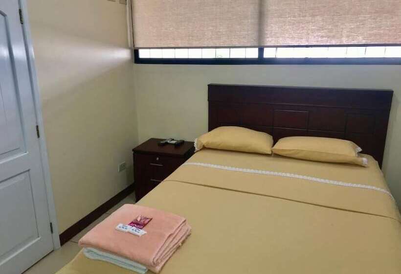 مبيت وإفطار Villa Garza Inn