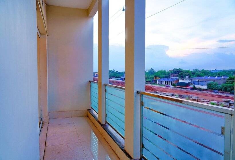 Fabhotel Kanchan Plaza