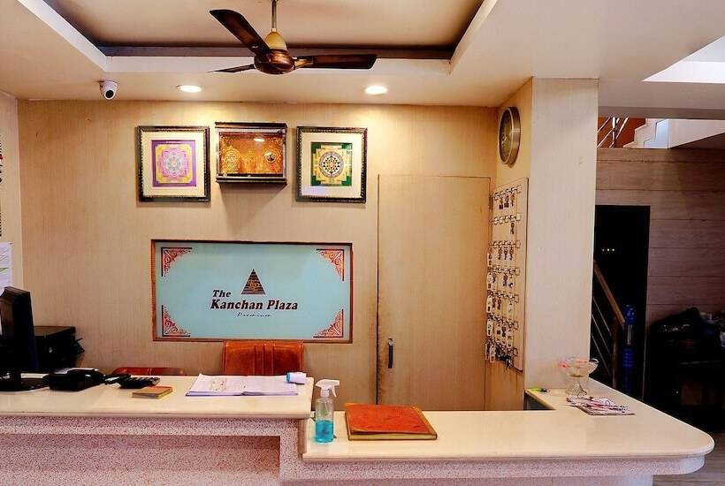 Fabhotel Kanchan Plaza