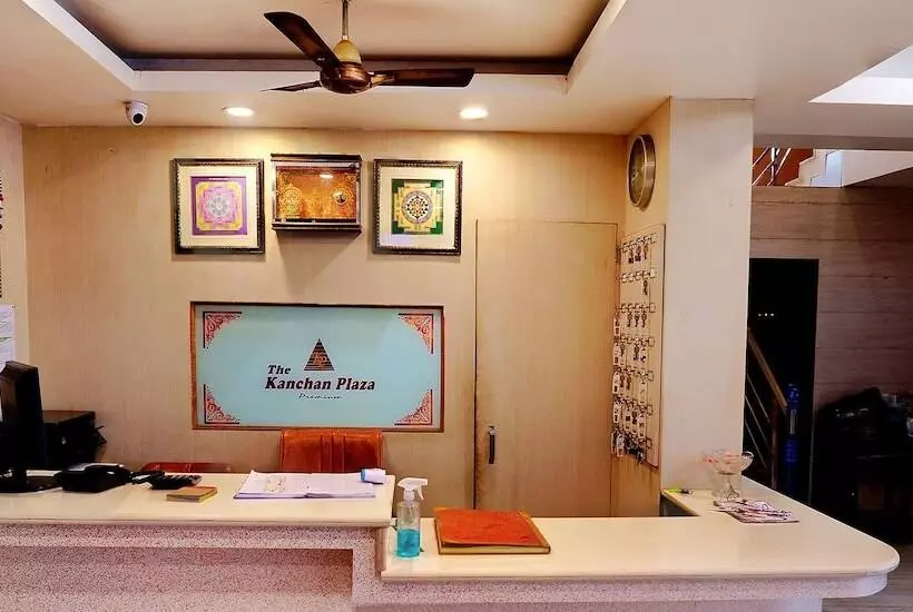 Fabhotel Kanchan Plaza