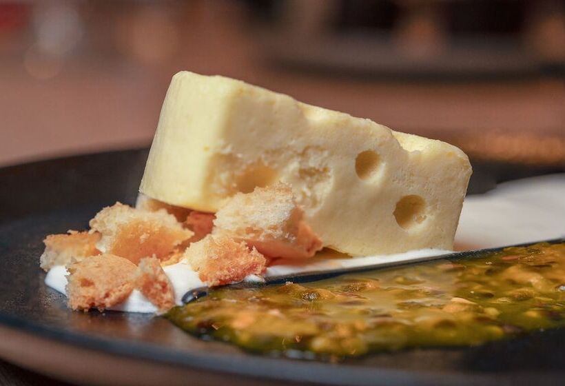 هتل Hilton Garden Inn San Juan Condado