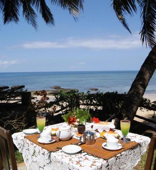 هتل Gerard Et Francine